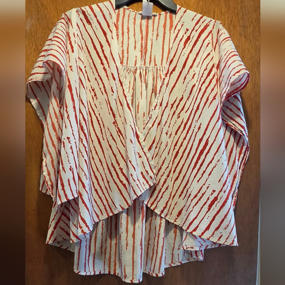 Jump White & Red Kimono Lightweight Jacket SzM - Picture 1 of 13